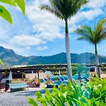 Lykke Piscina Y Jardin By Deihu Experiences *