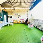 Lykke Piscina Y Jardin By Deihu Experiences *