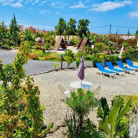 Lykke Sauna Piscina Y Jardin Buzanada