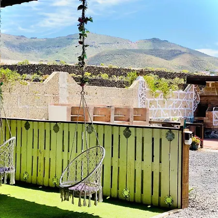 Lykke Sauna Piscina Y Jardin Buzanada