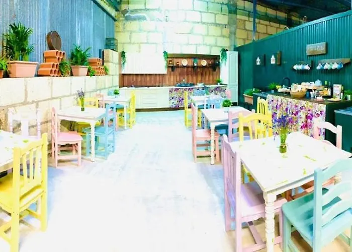 Lykke Piscina Y Jardin By Deihu Experiences