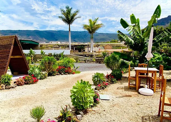 Lykke Piscina Y Jardin By Deihu Experiences * Buzanada