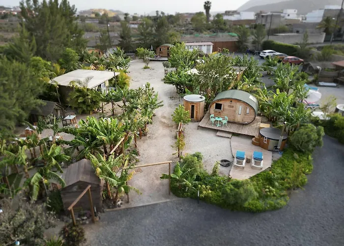 Lägenhet Lykke Piscina Y Jardin By Deihu Experiences