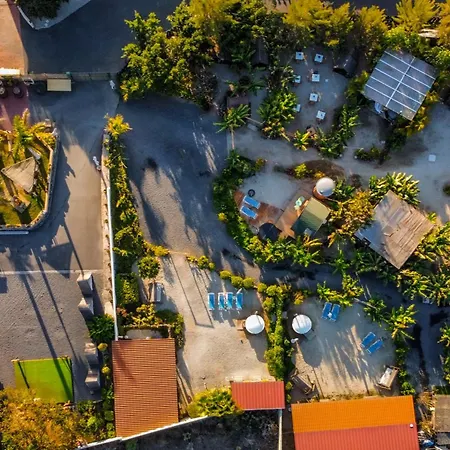 Lykke Piscina Y Jardin By Deihu Experiences アパート *