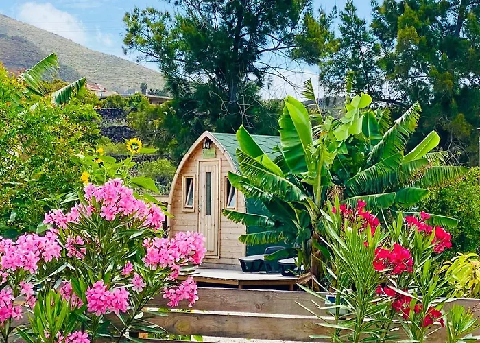 Lykke Piscina Y Jardin By Deihu Experiences *