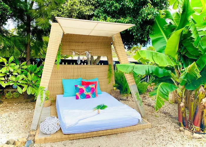 Lykke Piscina Y Jardin By Deihu Experiences