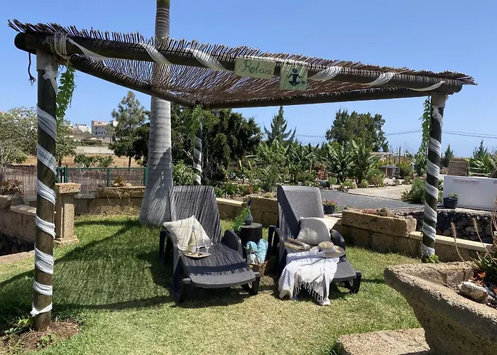 Lykke Piscina Y Jardin By Deihu Experiences *